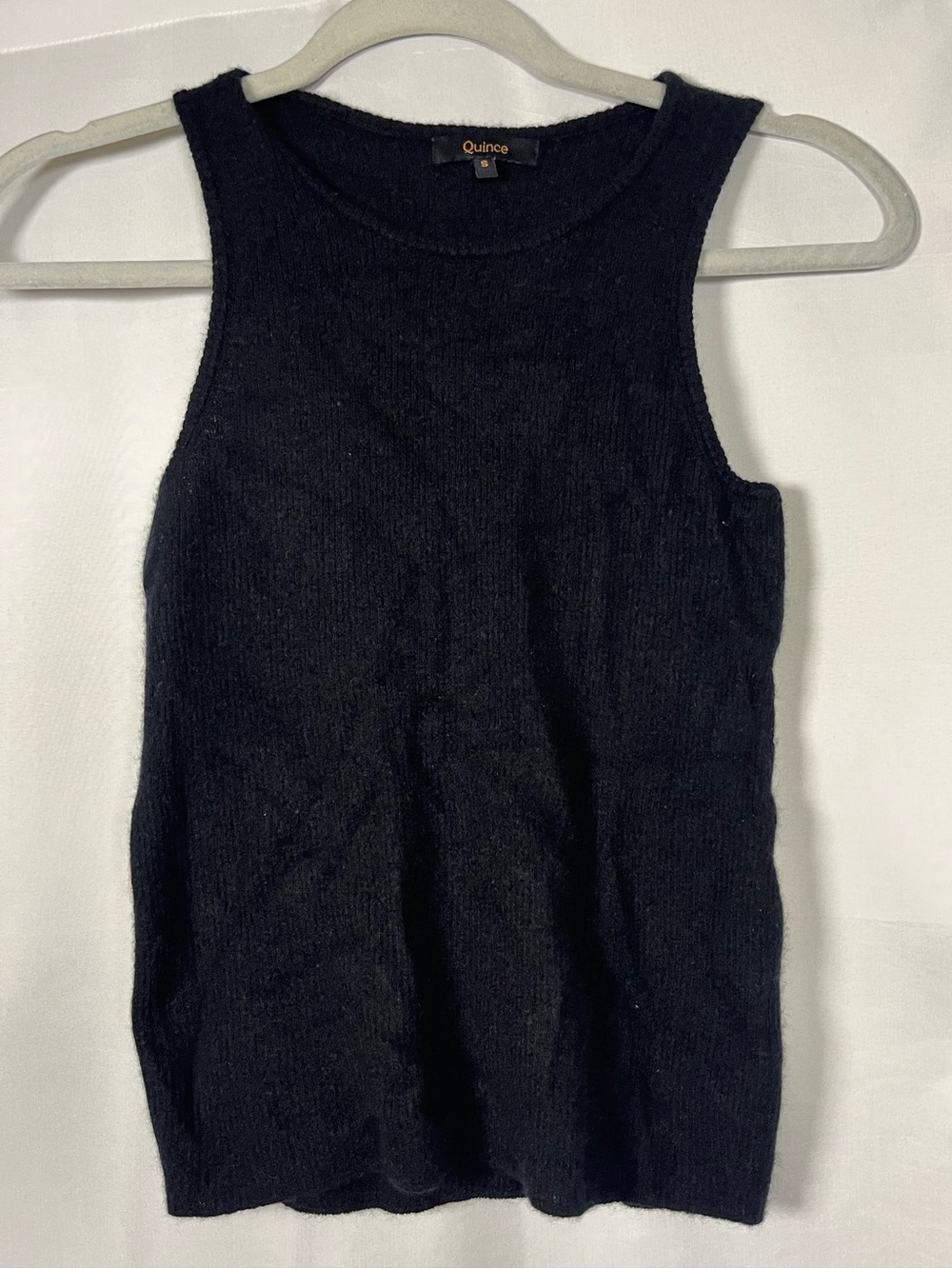 Quince 100% cashmere featherweight black ribbed knit tank size small - Picture 3 of 6